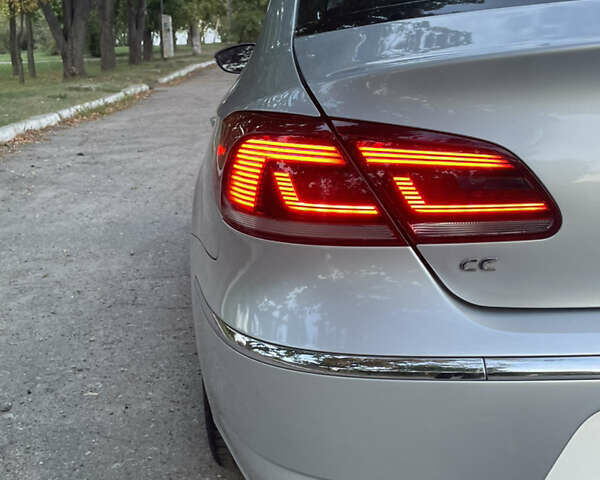 Серый Фольксваген CC / Passat CC, объемом двигателя 1.98 л и пробегом 202 тыс. км за 12500 $, фото 14 на Automoto.ua