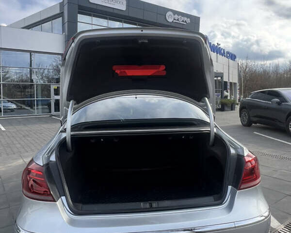 Серый Фольксваген CC / Passat CC, объемом двигателя 1.97 л и пробегом 286 тыс. км за 12500 $, фото 21 на Automoto.ua