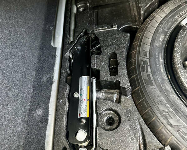 Серый Фольксваген CC / Passat CC, объемом двигателя 1.98 л и пробегом 137 тыс. км за 11800 $, фото 20 на Automoto.ua