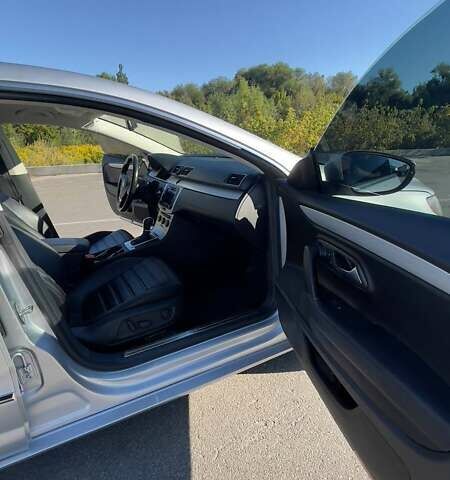 Сірий Фольксваген CC / Passat CC, об'ємом двигуна 1.98 л та пробігом 180 тис. км за 11800 $, фото 12 на Automoto.ua
