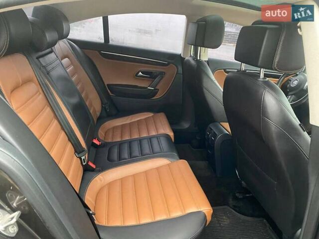 Серый Фольксваген CC / Passat CC, объемом двигателя 1.98 л и пробегом 125 тыс. км за 12000 $, фото 19 на Automoto.ua