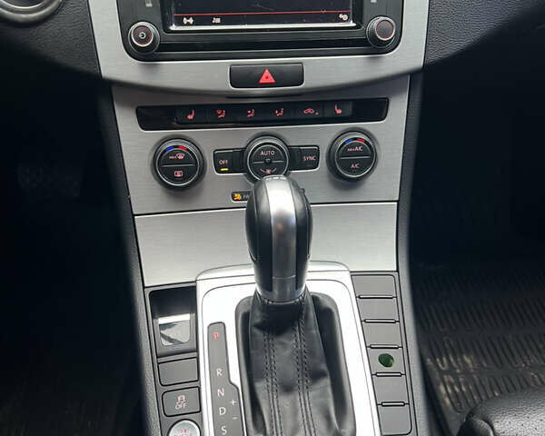 Сірий Фольксваген CC / Passat CC, об'ємом двигуна 1.98 л та пробігом 101 тис. км за 13800 $, фото 6 на Automoto.ua
