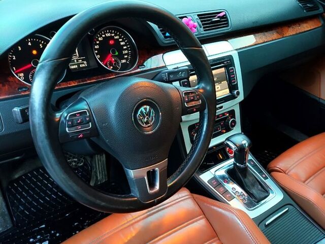 Серый Фольксваген CC, объемом двигателя 1.8 л и пробегом 275 тыс. км за 8400 $, фото 5 на Automoto.ua