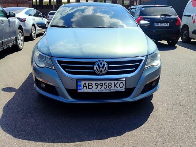 Серый Фольксваген CC, объемом двигателя 1.8 л и пробегом 275 тыс. км за 8400 $, фото 2 на Automoto.ua