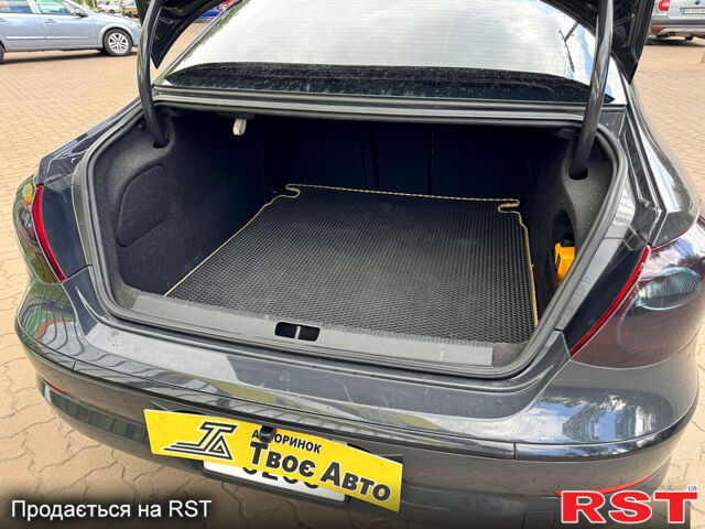 Серый Фольксваген CC, объемом двигателя 2 л и пробегом 234 тыс. км за 9500 $, фото 11 на Automoto.ua