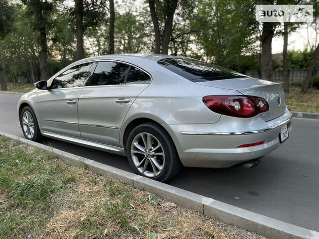 Сірий Фольксваген CC / Passat CC, об'ємом двигуна 2 л та пробігом 250 тис. км за 9700 $, фото 3 на Automoto.ua