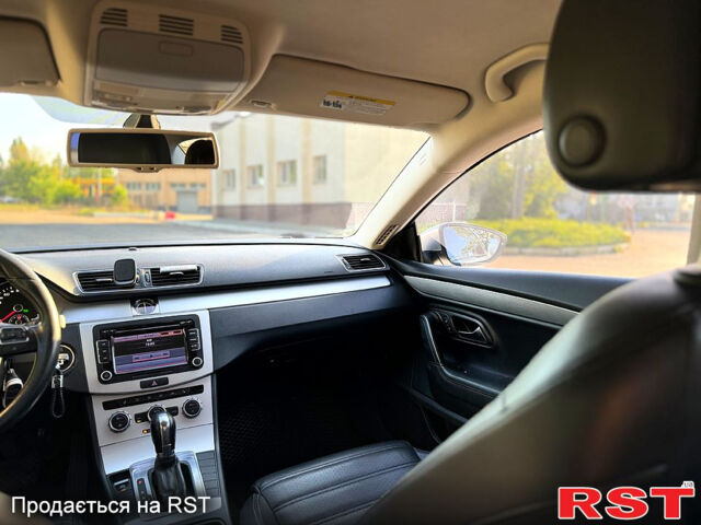 Серый Фольксваген CC, объемом двигателя 2 л и пробегом 209 тыс. км за 10500 $, фото 9 на Automoto.ua