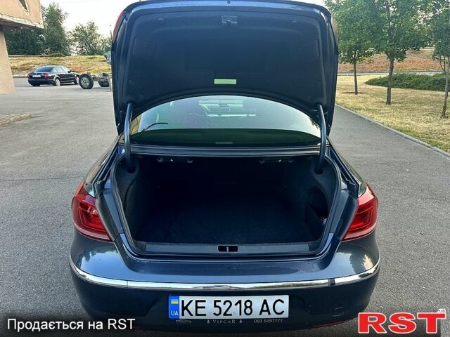 Серый Фольксваген CC, объемом двигателя 2 л и пробегом 190 тыс. км за 8999 $, фото 13 на Automoto.ua