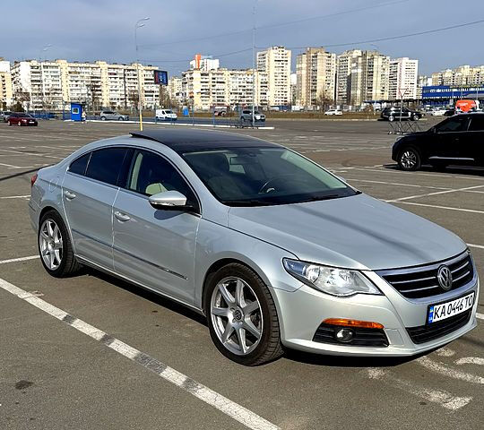 Серый Фольксваген CC, объемом двигателя 2 л и пробегом 230 тыс. км за 9000 $, фото 7 на Automoto.ua