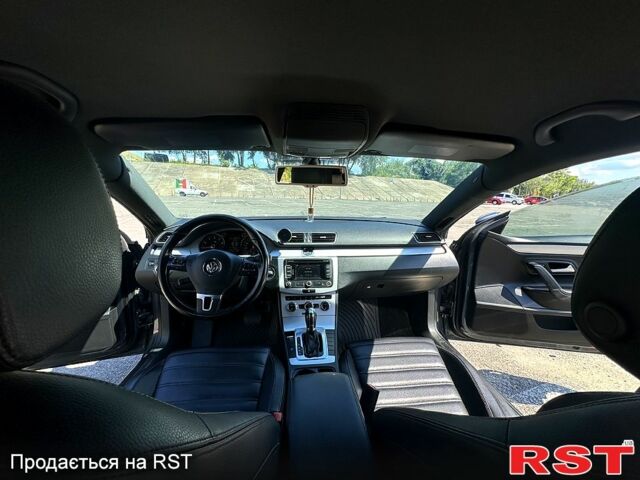 Серый Фольксваген CC, объемом двигателя 2 л и пробегом 231 тыс. км за 10700 $, фото 6 на Automoto.ua