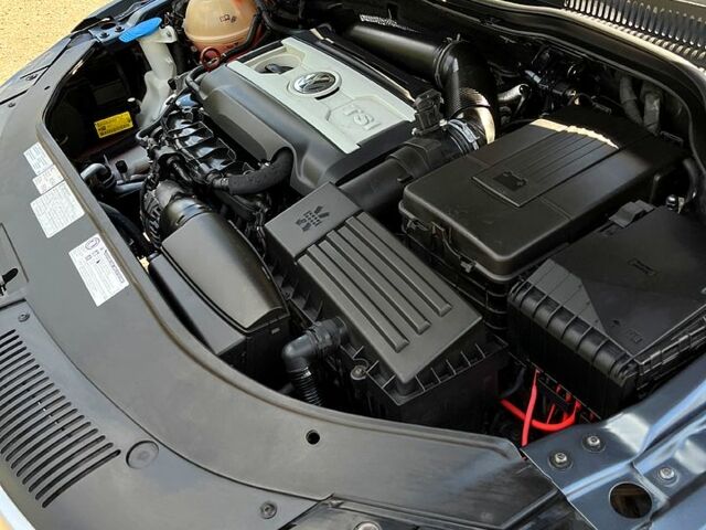 Сірий Фольксваген CC, об'ємом двигуна 2 л та пробігом 234 тис. км за 8500 $, фото 10 на Automoto.ua