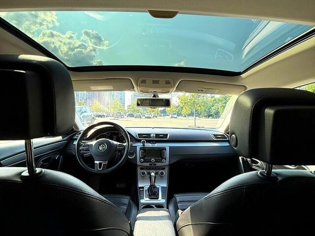 Серый Фольксваген CC, объемом двигателя 2 л и пробегом 135 тыс. км за 12500 $, фото 8 на Automoto.ua