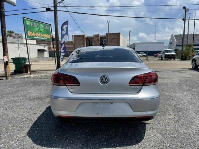 Серый Фольксваген СС, объемом двигателя 2 л и пробегом 76 тыс. км за 1700 $, фото 5 на Automoto.ua