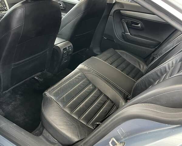 Синий Фольксваген CC / Passat CC, объемом двигателя 2 л и пробегом 132 тыс. км за 7999 $, фото 1 на Automoto.ua