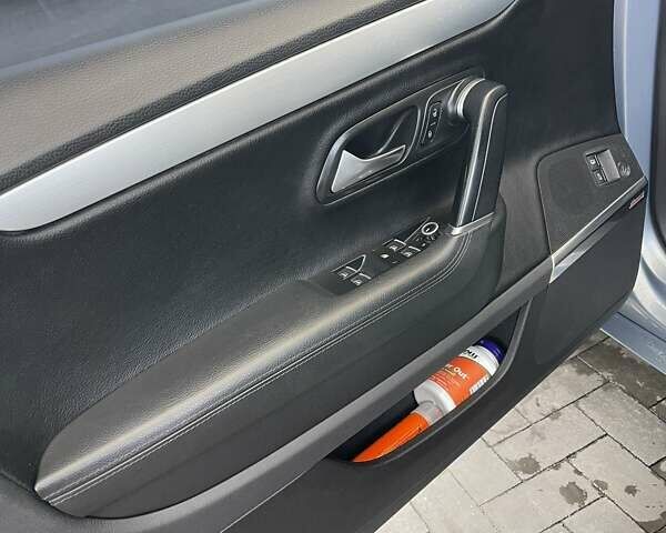 Синий Фольксваген CC / Passat CC, объемом двигателя 2 л и пробегом 132 тыс. км за 7999 $, фото 2 на Automoto.ua