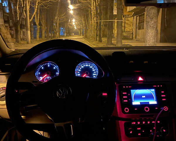 Синий Фольксваген CC / Passat CC, объемом двигателя 1.97 л и пробегом 318 тыс. км за 9300 $, фото 7 на Automoto.ua