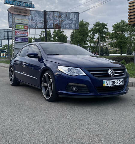 Синий Фольксваген CC / Passat CC, объемом двигателя 2 л и пробегом 188 тыс. км за 11350 $, фото 1 на Automoto.ua