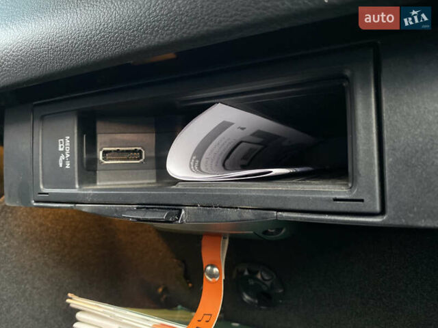 Синий Фольксваген CC / Passat CC, объемом двигателя 1.98 л и пробегом 255 тыс. км за 7777 $, фото 66 на Automoto.ua
