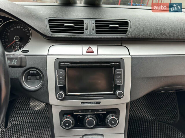 Синий Фольксваген CC / Passat CC, объемом двигателя 1.98 л и пробегом 307 тыс. км за 6850 $, фото 98 на Automoto.ua