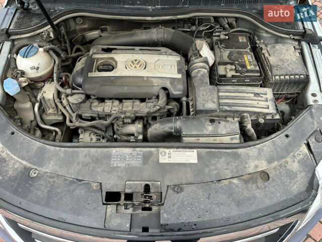 Синій Фольксваген CC / Passat CC, об'ємом двигуна 1.98 л та пробігом 307 тис. км за 6850 $, фото 159 на Automoto.ua