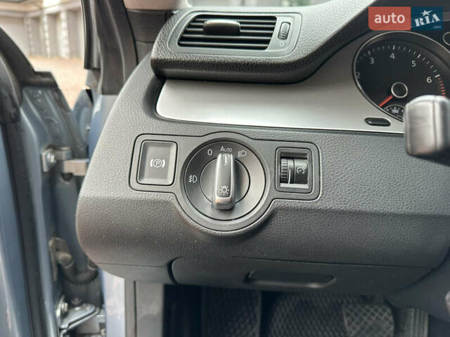 Синій Фольксваген CC / Passat CC, об'ємом двигуна 1.98 л та пробігом 307 тис. км за 6850 $, фото 103 на Automoto.ua