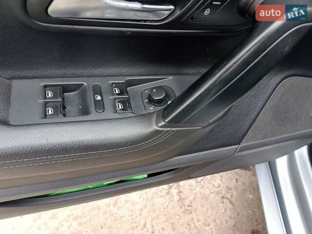 Синій Фольксваген CC / Passat CC, об'ємом двигуна 1.98 л та пробігом 280 тис. км за 8500 $, фото 11 на Automoto.ua