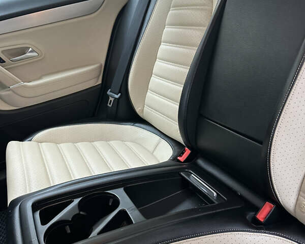 Синий Фольксваген CC / Passat CC, объемом двигателя 1.98 л и пробегом 127 тыс. км за 9000 $, фото 10 на Automoto.ua