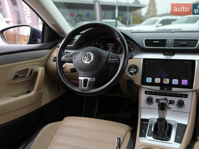 Синий Фольксваген CC / Passat CC, объемом двигателя 1.98 л и пробегом 120 тыс. км за 11000 $, фото 10 на Automoto.ua