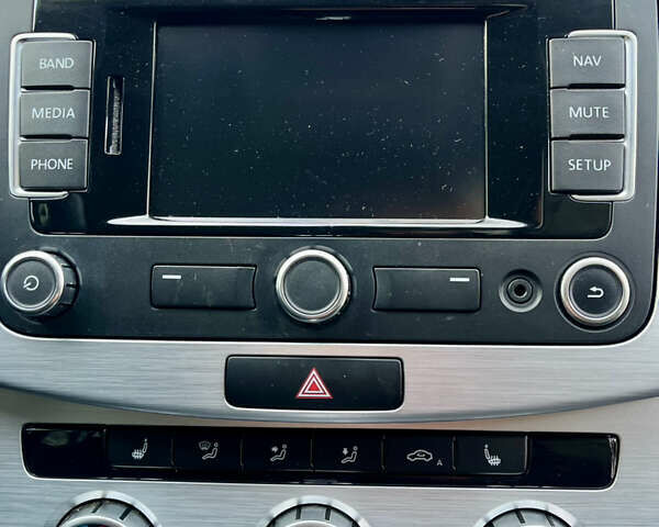 Синій Фольксваген CC / Passat CC, об'ємом двигуна 1.98 л та пробігом 165 тис. км за 10950 $, фото 17 на Automoto.ua