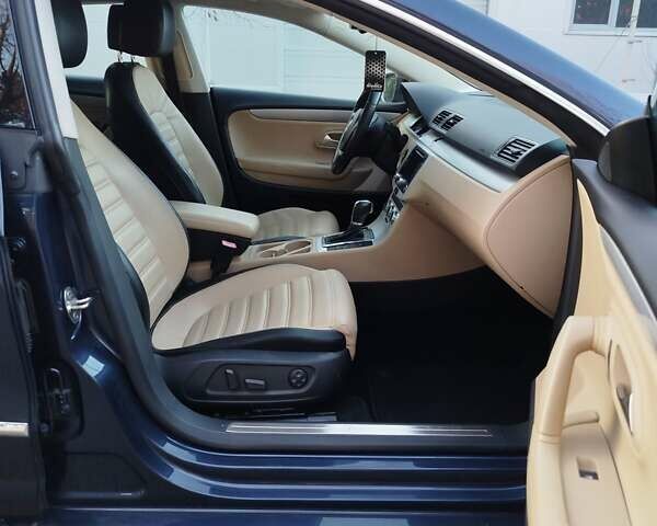 Синий Фольксваген CC / Passat CC, объемом двигателя 1.98 л и пробегом 259 тыс. км за 11500 $, фото 21 на Automoto.ua