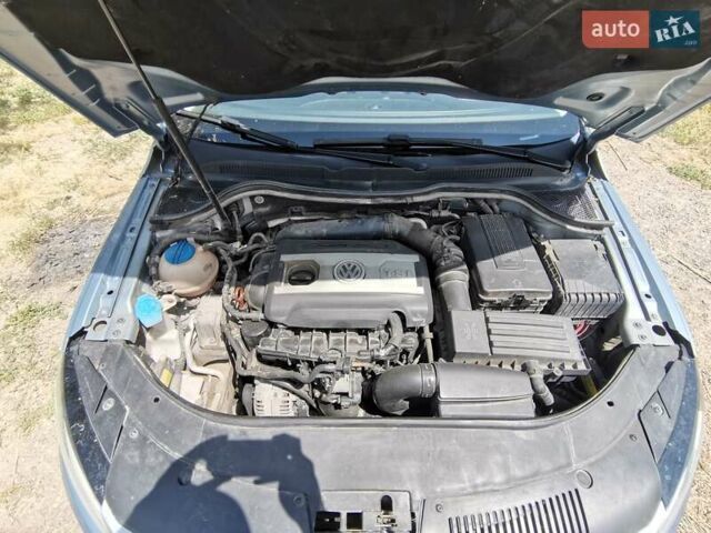 Синий Фольксваген CC / Passat CC, объемом двигателя 1.98 л и пробегом 160 тыс. км за 12000 $, фото 12 на Automoto.ua