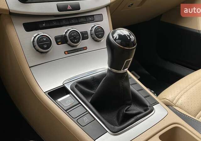 Синий Фольксваген CC / Passat CC, объемом двигателя 1.98 л и пробегом 141 тыс. км за 9500 $, фото 25 на Automoto.ua