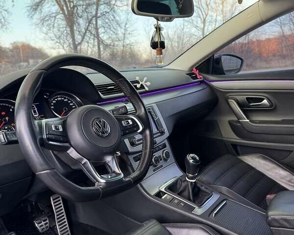 Синий Фольксваген CC / Passat CC, объемом двигателя 2 л и пробегом 267 тыс. км за 13500 $, фото 12 на Automoto.ua