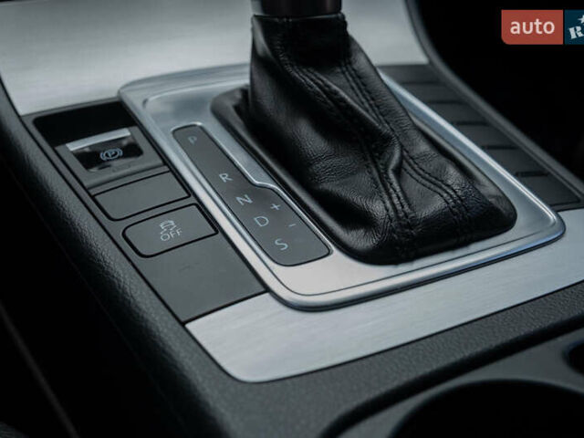 Синий Фольксваген CC / Passat CC, объемом двигателя 2 л и пробегом 149 тыс. км за 11400 $, фото 10 на Automoto.ua