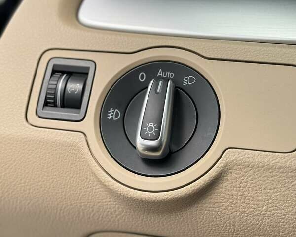 Синий Фольксваген CC / Passat CC, объемом двигателя 1.98 л и пробегом 275 тыс. км за 11200 $, фото 30 на Automoto.ua
