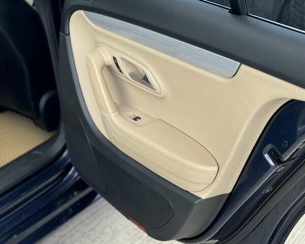 Синий Фольксваген CC / Passat CC, объемом двигателя 1.98 л и пробегом 275 тыс. км за 11200 $, фото 24 на Automoto.ua