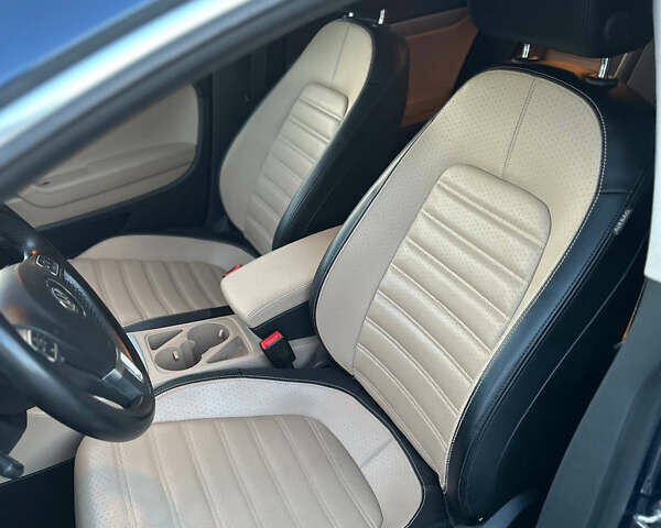 Синий Фольксваген CC / Passat CC, объемом двигателя 1.98 л и пробегом 152 тыс. км за 12500 $, фото 12 на Automoto.ua