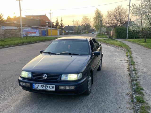 Синій Фольксваген CC / Passat CC, об'ємом двигуна 2 л та пробігом 100 тис. км за 2250 $, фото 9 на Automoto.ua