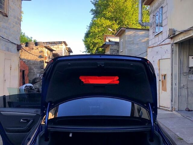 Синий Фольксваген CC, объемом двигателя 1.8 л и пробегом 203 тыс. км за 7000 $, фото 8 на Automoto.ua