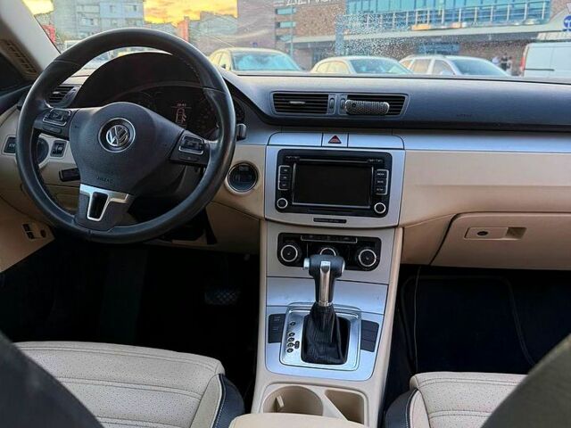 Синій Фольксваген CC, об'ємом двигуна 2 л та пробігом 200 тис. км за 7199 $, фото 6 на Automoto.ua