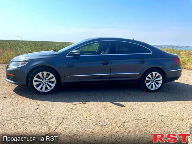 Синий Фольксваген CC, объемом двигателя 2 л и пробегом 322 тыс. км за 9000 $, фото 2 на Automoto.ua