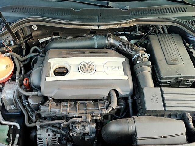 Синій Фольксваген CC, об'ємом двигуна 2 л та пробігом 110 тис. км за 12000 $, фото 7 на Automoto.ua