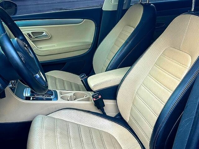 Синий Фольксваген CC, объемом двигателя 2 л и пробегом 290 тыс. км за 10699 $, фото 5 на Automoto.ua