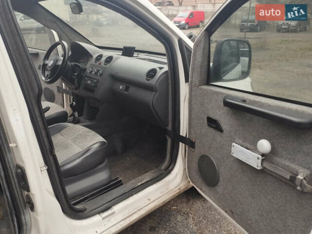 Білий Фольксваген Кадді, об'ємом двигуна 1.97 л та пробігом 288 тис. км за 13000 $, фото 10 на Automoto.ua