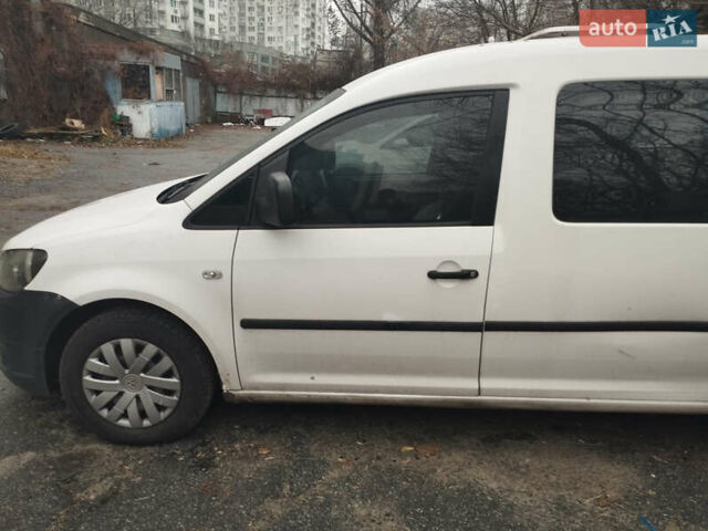 Білий Фольксваген Кадді, об'ємом двигуна 1.97 л та пробігом 288 тис. км за 13000 $, фото 6 на Automoto.ua