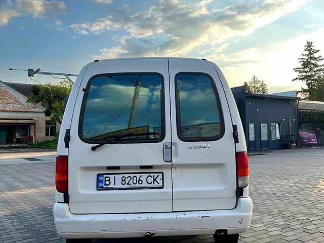 Белый Фольксваген Кадди, объемом двигателя 1.4 л и пробегом 106 тыс. км за 2300 $, фото 11 на Automoto.ua