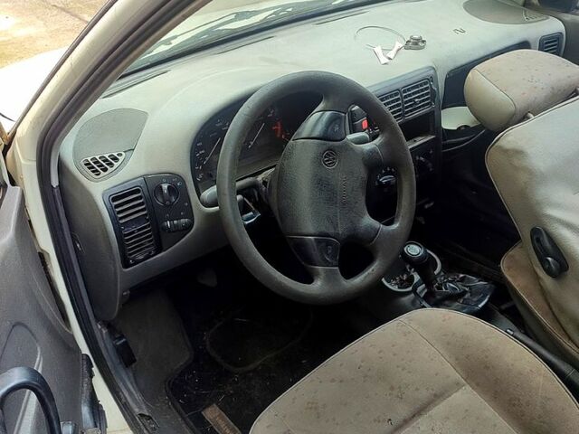 Белый Фольксваген Кадди, объемом двигателя 1.9 л и пробегом 0 тыс. км за 1650 $, фото 1 на Automoto.ua