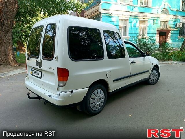 Белый Фольксваген Кадди, объемом двигателя 1.4 л и пробегом 260 тыс. км за 2450 $, фото 2 на Automoto.ua