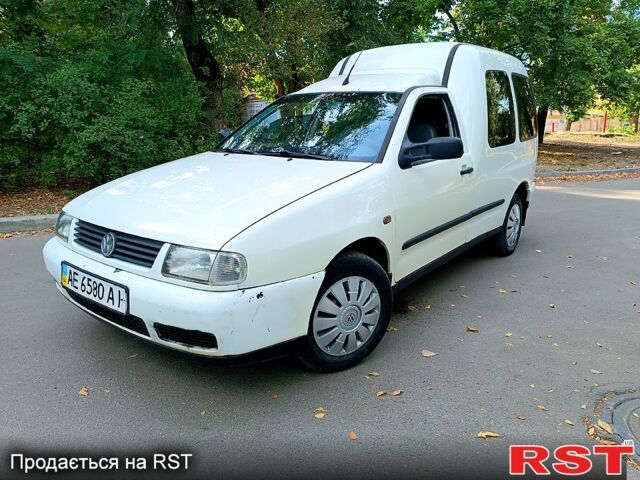 Белый Фольксваген Кадди, объемом двигателя 1.4 л и пробегом 260 тыс. км за 2450 $, фото 1 на Automoto.ua