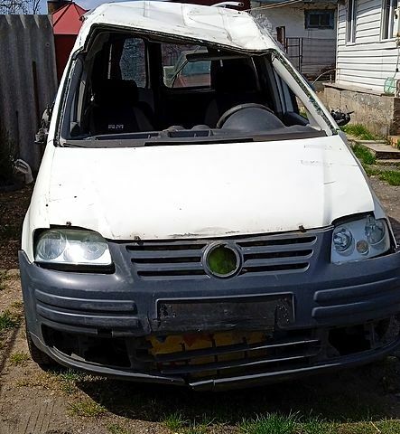 Белый Фольксваген Кадди, объемом двигателя 2 л и пробегом 300 тыс. км за 2400 $, фото 8 на Automoto.ua